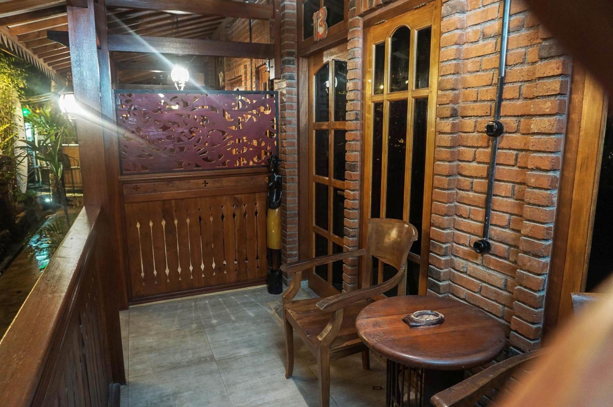 The Wisma Pulau Merah Pasanggaran الغرفة الصورة