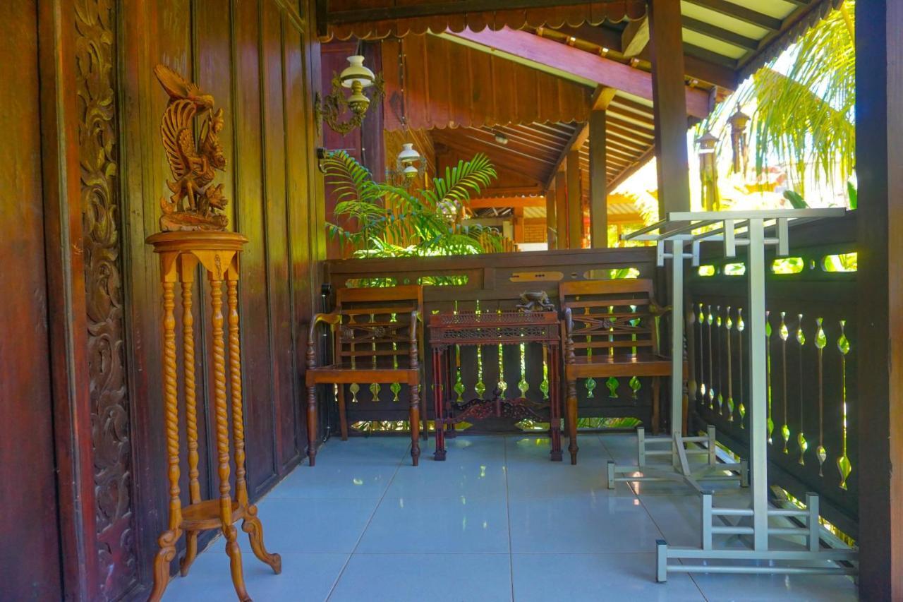 The Wisma Pulau Merah Pasanggaran المظهر الخارجي الصورة