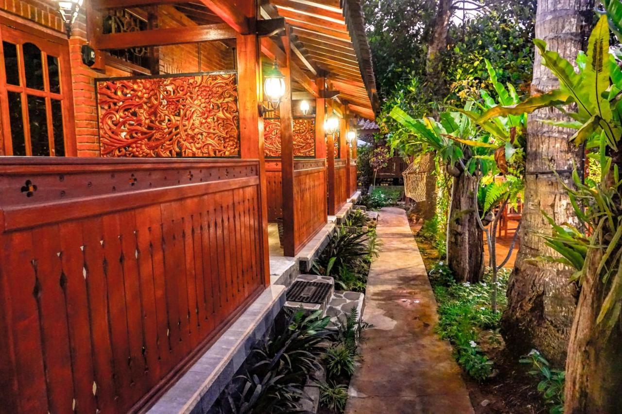 The Wisma Pulau Merah Pasanggaran المظهر الخارجي الصورة